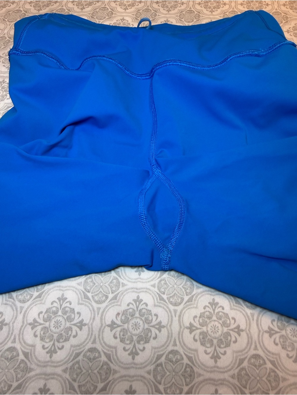 Lululemon Base Pace High-Rise Tight
28"' Poolside Size 4 - Picture 8 of 13